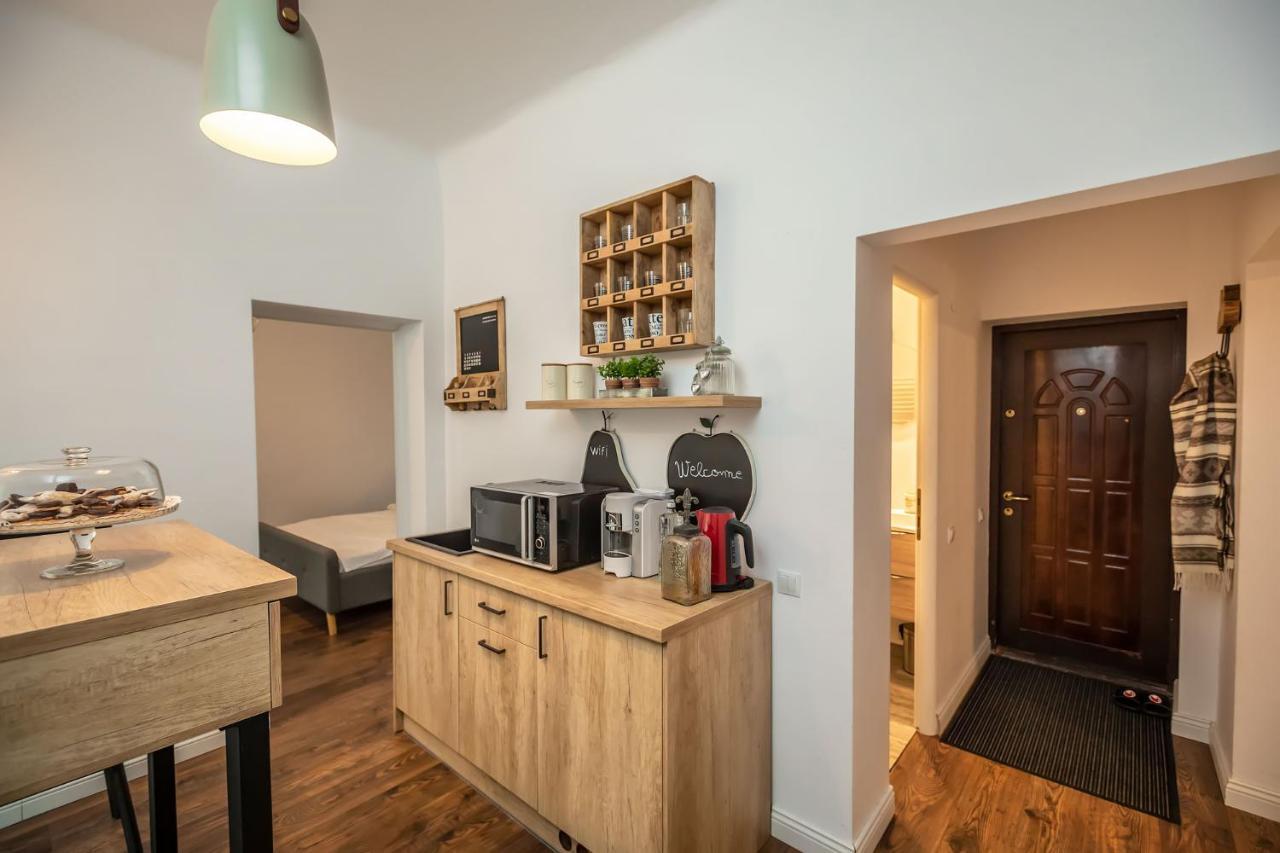 Venice Boutique Aparthotel Брашов Екстер'єр фото