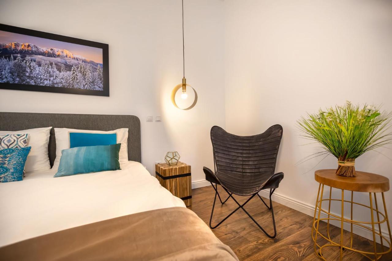 Venice Boutique Aparthotel Брашов Екстер'єр фото