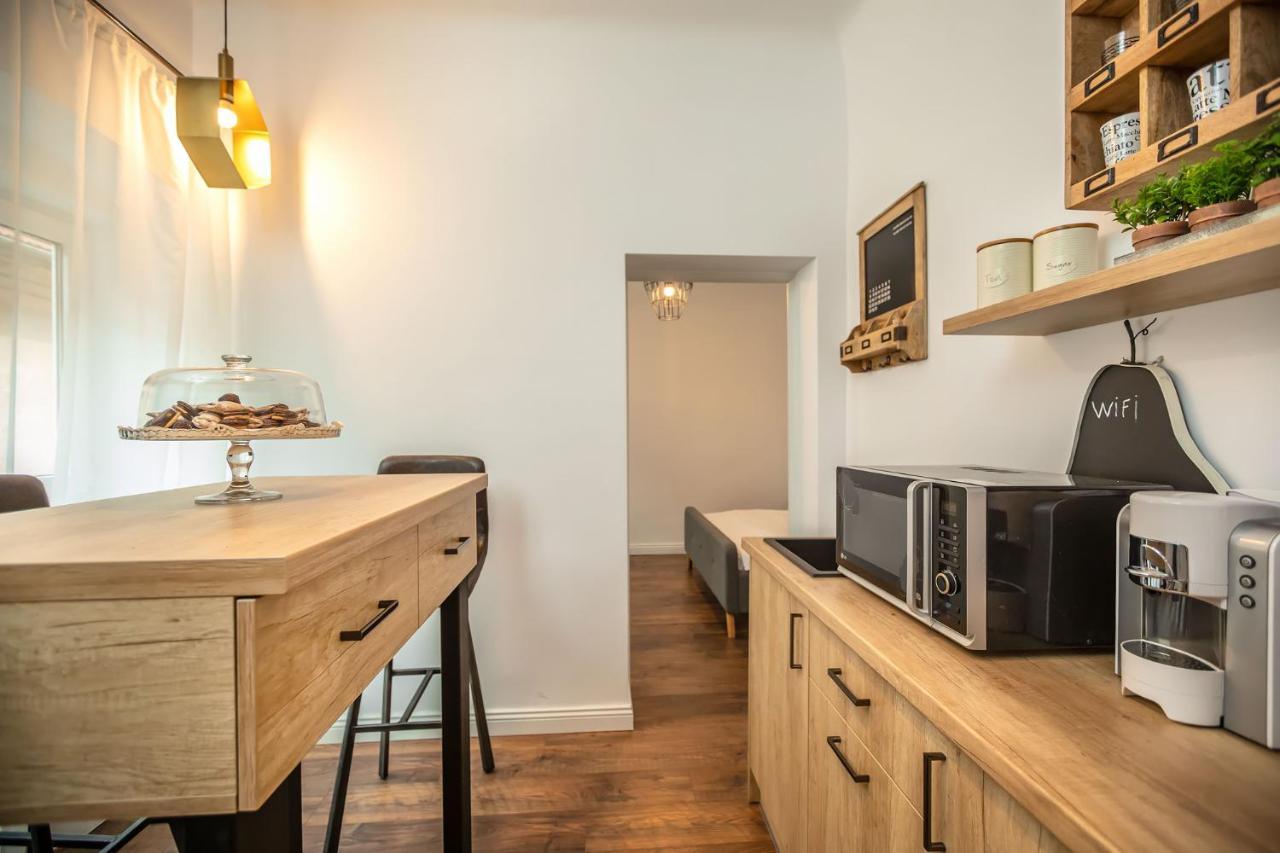Venice Boutique Aparthotel Брашов Екстер'єр фото